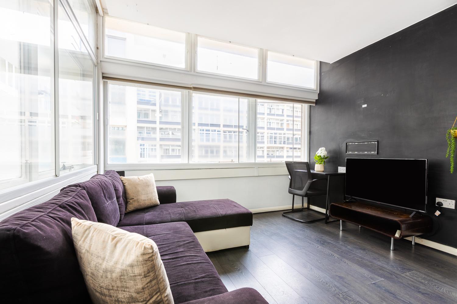 Ldn 2bd Near Bridge Londen